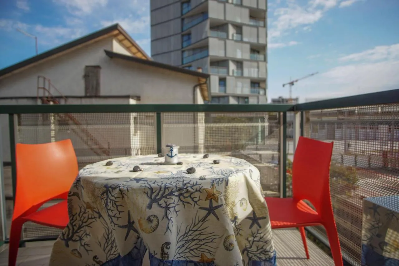 Διαμέρισμα Quito Residence Movida E Spiaggia Τζεσόλο Λίντο Ιταλία