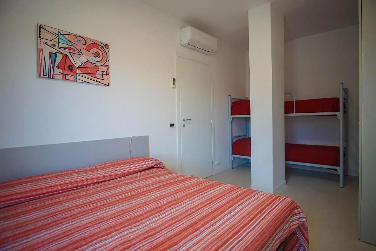 Quito Residence Movida E Spiaggia Τζεσόλο Λίντο
